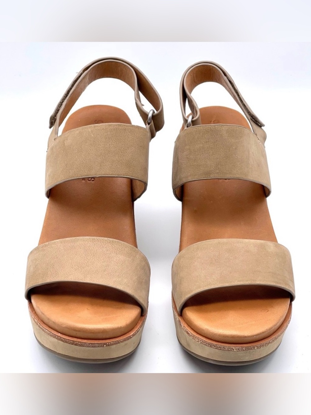 Gentle Souls by Kenneth Cole Leather Hope Slingback Wedge Strappy Sandal 8.5 M - Picture 2 of 10